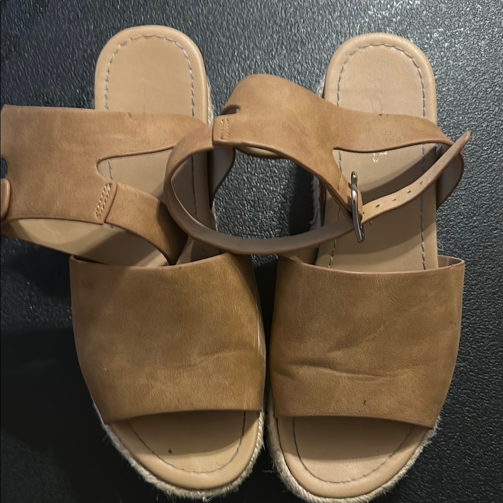 Tan Women's Sandals